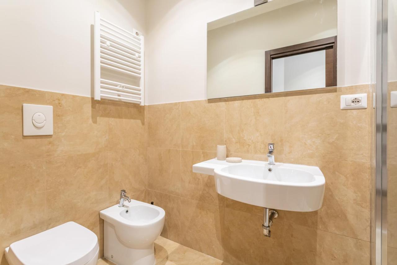 Daplace - Gran Torino Suites Rome Bagian luar foto